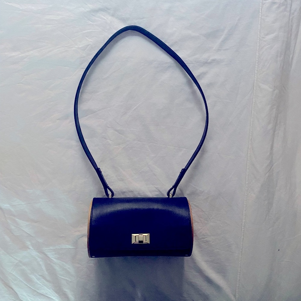 Runwaysnp Two-way Barrel Bag in Black Leather & Wood